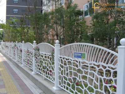 Hàng rào sắt mỹ thuật sơn tĩnh điện màu trắng