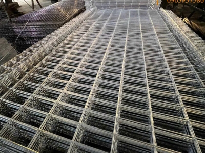 Lưới thép hàn D4: Đặc điểm, ứng dụng và báo giá mới nhất