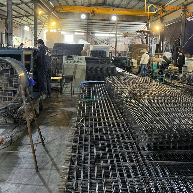hình ảnh sản xuất lưới thép hàn