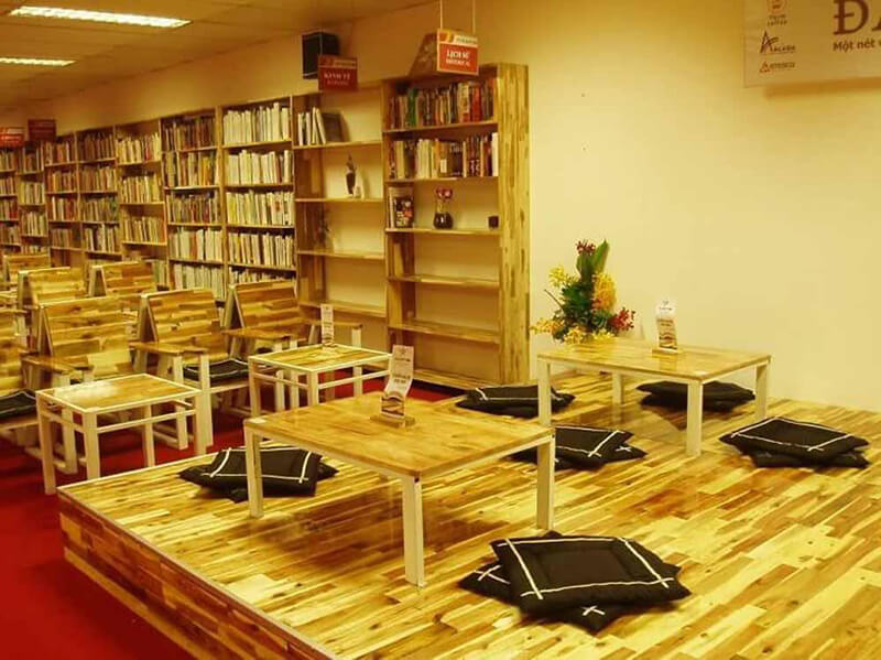 Mẫu thiết kế quán cafe sách đang được nhiều người lựa chọn hiện nay
