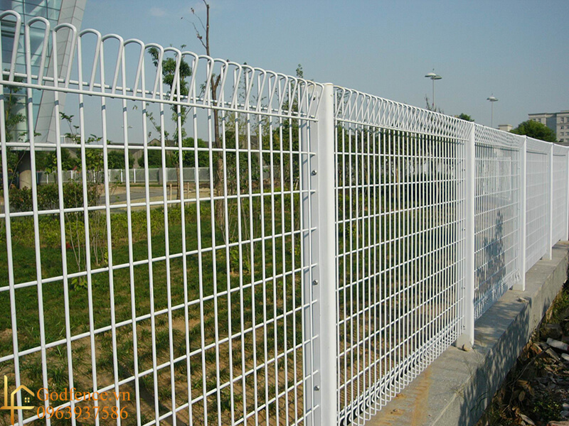 Dựa theo mục đích sử dụng để cân nhắc chọn mẫu hàng rào lưới thép phun sơn tĩnh điện phù hợp